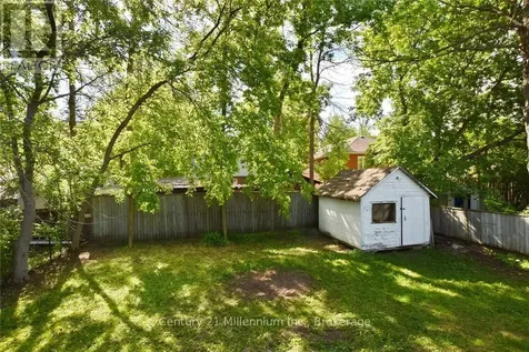 85 Glenwood Drive Wasaga Beach ON L9Z 2K5
