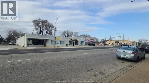 4640-4690 Tecumseh Road East Windsor ON N8W 1K7