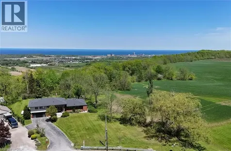 44 Fifty Road Stoney Creek ON L8J 2X6