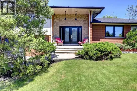 44 Fifty Road Stoney Creek ON L8J 2X6