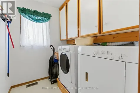 5 Pier Street Scugog ON L0B 1E0