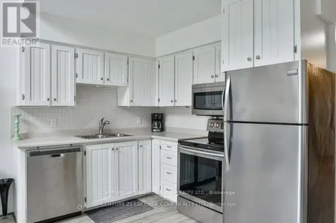 81 Laguna Parkway South Ramara ON L0K 1B0