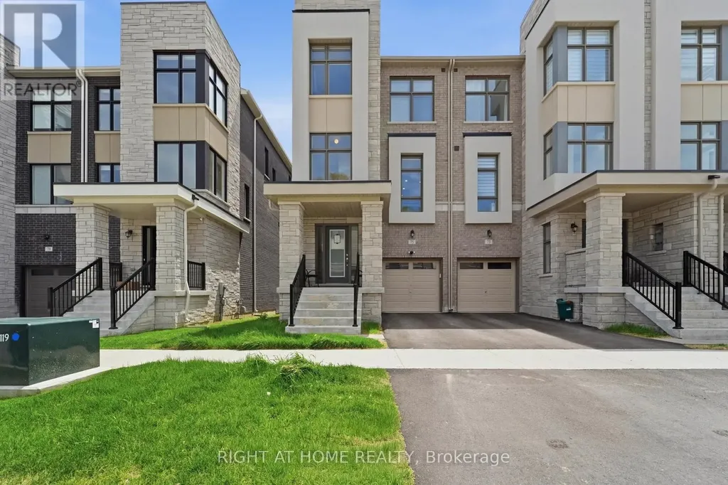 75 Puisaya Drive Richmond Hill ON L4E 1L2