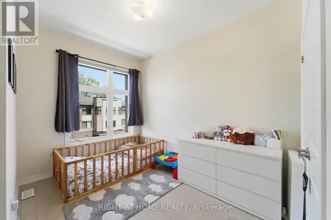 75 Puisaya Drive Richmond Hill ON L4E 1L2