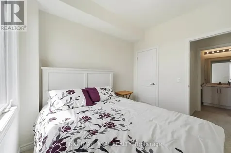 75 Puisaya Drive Richmond Hill ON L4E 1L2