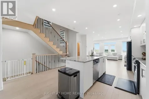 75 Puisaya Drive Richmond Hill ON L4E 1L2