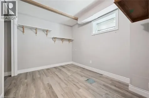 184 Stevenson Street North Guelph ON N1E 5A8