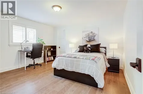 12 Nicosia Road Mount Hope ON L0R 1W0