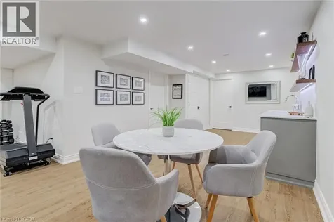 12 Nicosia Road Mount Hope ON L0R 1W0