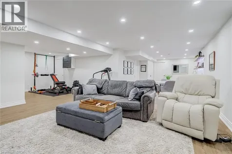 12 Nicosia Road Mount Hope ON L0R 1W0