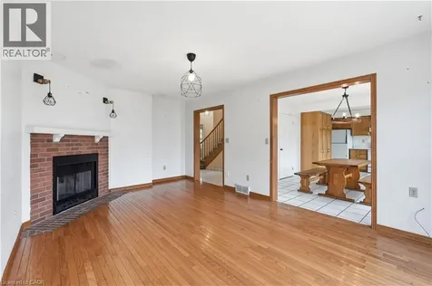 62 Dragoon Drive Hamilton ON L9B 2E4