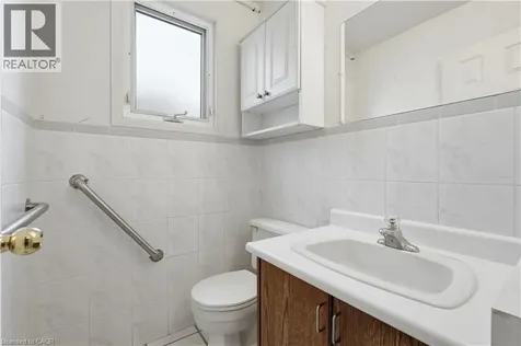 62 Dragoon Drive Hamilton ON L9B 2E4