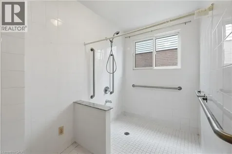 62 Dragoon Drive Hamilton ON L9B 2E4