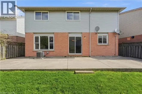 62 Dragoon Drive Hamilton ON L9B 2E4