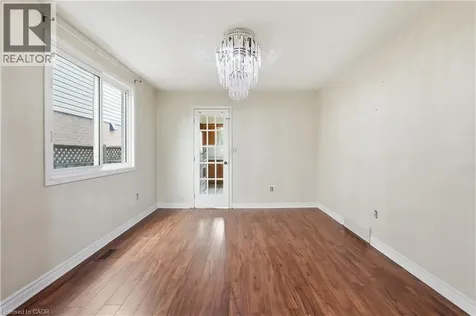 62 Dragoon Drive Hamilton ON L9B 2E4
