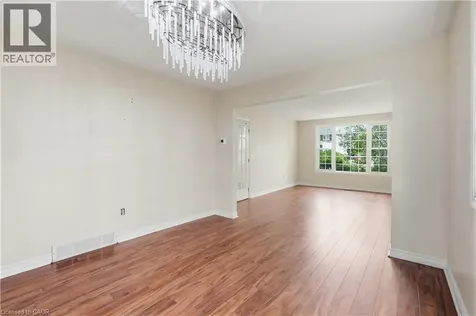 62 Dragoon Drive Hamilton ON L9B 2E4