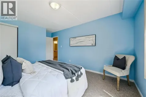 12 Holborn Drive Kitchener ON N2A 0A4