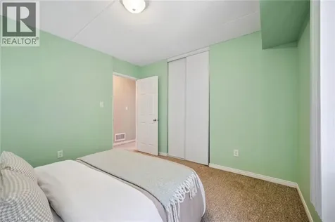 12 Holborn Drive Kitchener ON N2A 0A4