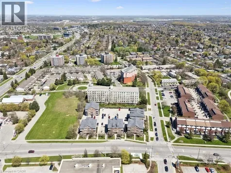 12 Holborn Drive Kitchener ON N2A 0A4