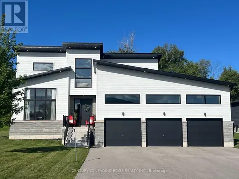 108 Goldie Court Blue Mountains ON N0H 1J0