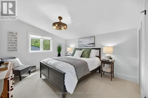 108 Goldie Court Blue Mountains ON N0H 1J0