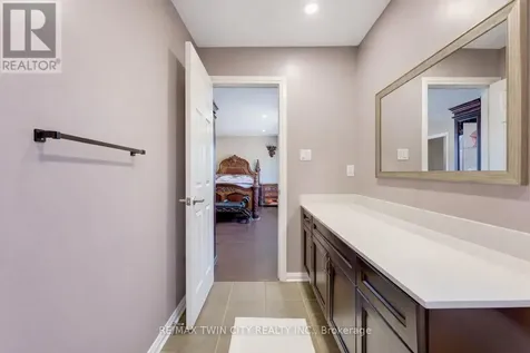 334 Apple Hill Crescent Kitchener ON N2R 0E5