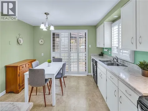 28 Underhill Crescent Kitchener ON N2A 2S8