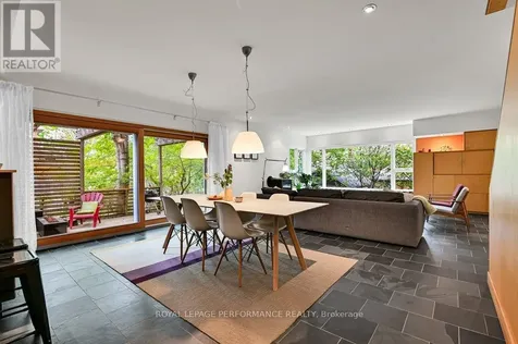 29 Mount Pleasant Avenue Ottawa ON K1S 0L7