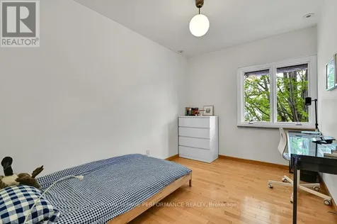 29 Mount Pleasant Avenue Ottawa ON K1S 0L7