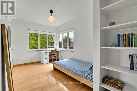 29 Mount Pleasant Avenue Ottawa ON K1S 0L7