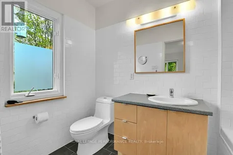 29 Mount Pleasant Avenue Ottawa ON K1S 0L7