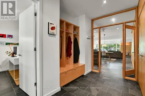 29 Mount Pleasant Avenue Ottawa ON K1S 0L7