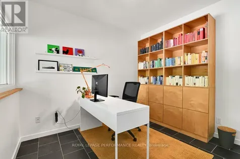 29 Mount Pleasant Avenue Ottawa ON K1S 0L7