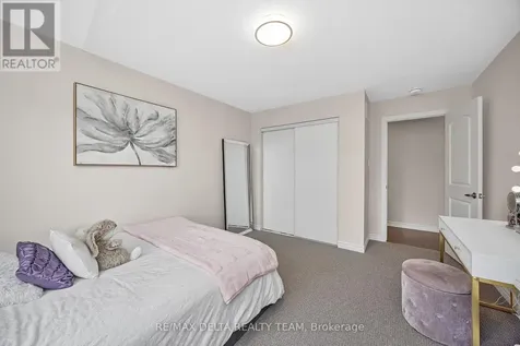 748 Vennecy Terrace Ottawa ON K1W 1H2