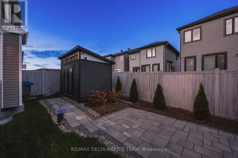 748 Vennecy Terrace Ottawa ON K1W 1H2