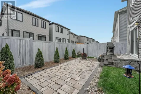 748 Vennecy Terrace Ottawa ON K1W 1H2