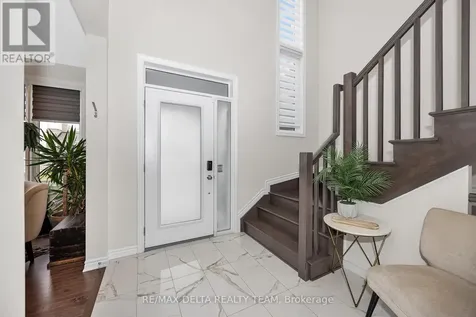 748 Vennecy Terrace Ottawa ON K1W 1H2