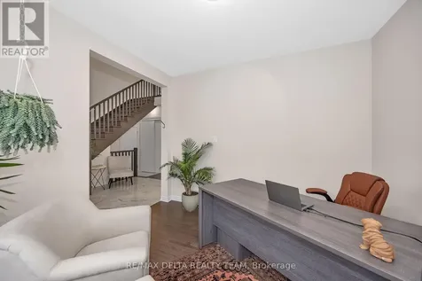 748 Vennecy Terrace Ottawa ON K1W 1H2