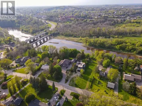 138 Riverbank Drive Cambridge ON N3H 4R6