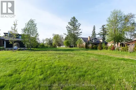 138 Riverbank Drive Cambridge ON N3H 4R6