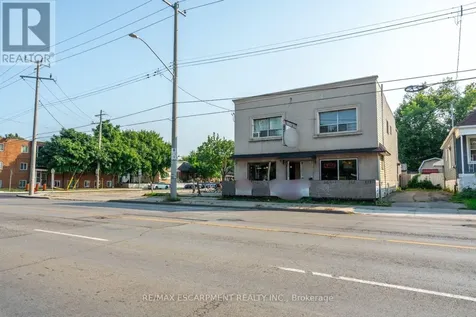 1490 Barton Street East Hamilton (homeside) ON L8H 2X2