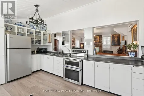 672 Hatton Avenue Selwyn ON K0L 1H0
