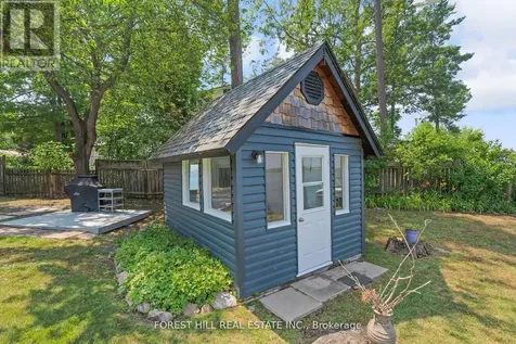 672 Hatton Avenue Selwyn ON K0L 1H0