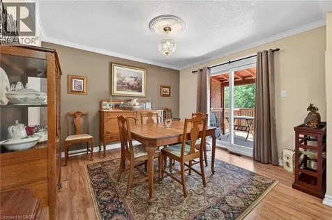 263 East 38th Street Hamilton ON L8V 4G2