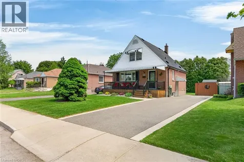 263 East 38th Street Hamilton ON L8V 4G2