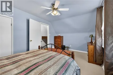 263 East 38th Street Hamilton ON L8V 4G2