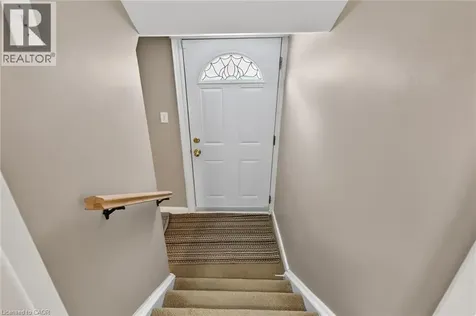 263 East 38th Street Hamilton ON L8V 4G2