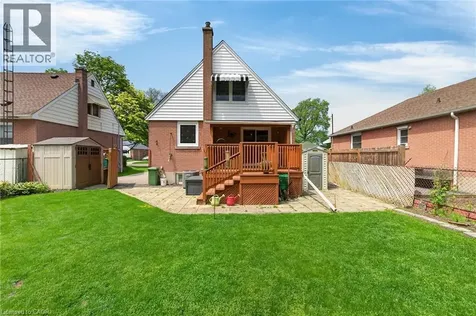 263 East 38th Street Hamilton ON L8V 4G2