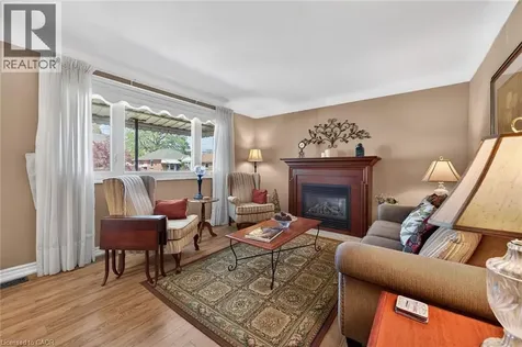 263 East 38th Street Hamilton ON L8V 4G2