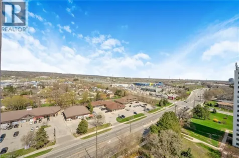 975 Warwick Court Burlington ON L7T 3Z7